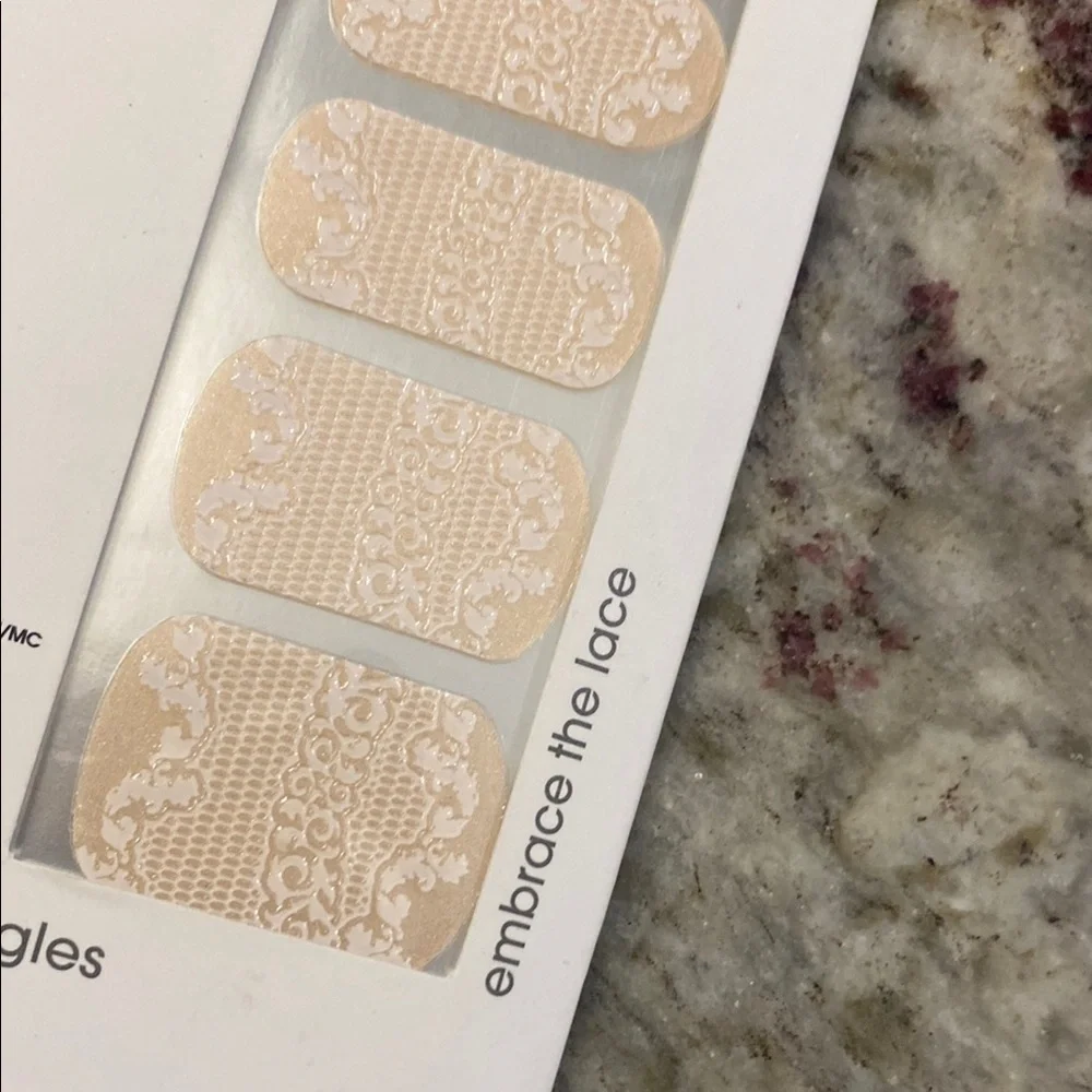 Essie Sleek Stick Nail Appliqués